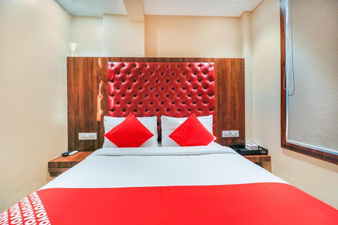Oyo 70475 Hotel Sea Breeze Мумбаї Екстер'єр фото
