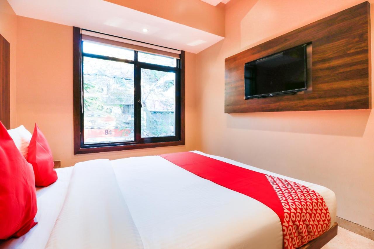 Oyo 70475 Hotel Sea Breeze Мумбаї Екстер'єр фото